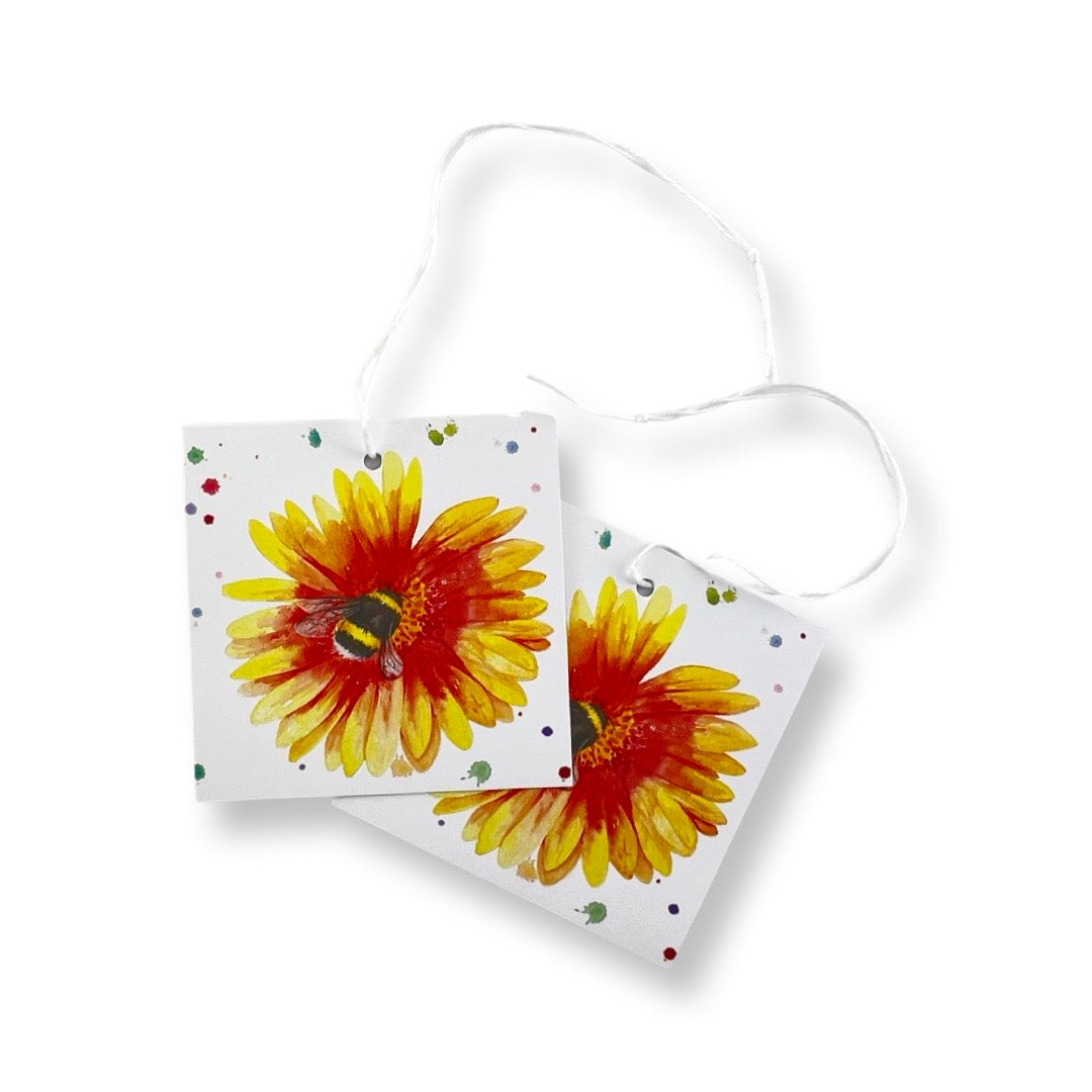 Beautiful floral bee and butterfly gift wrapping perfect form mother's day, birthday and any other occasion.